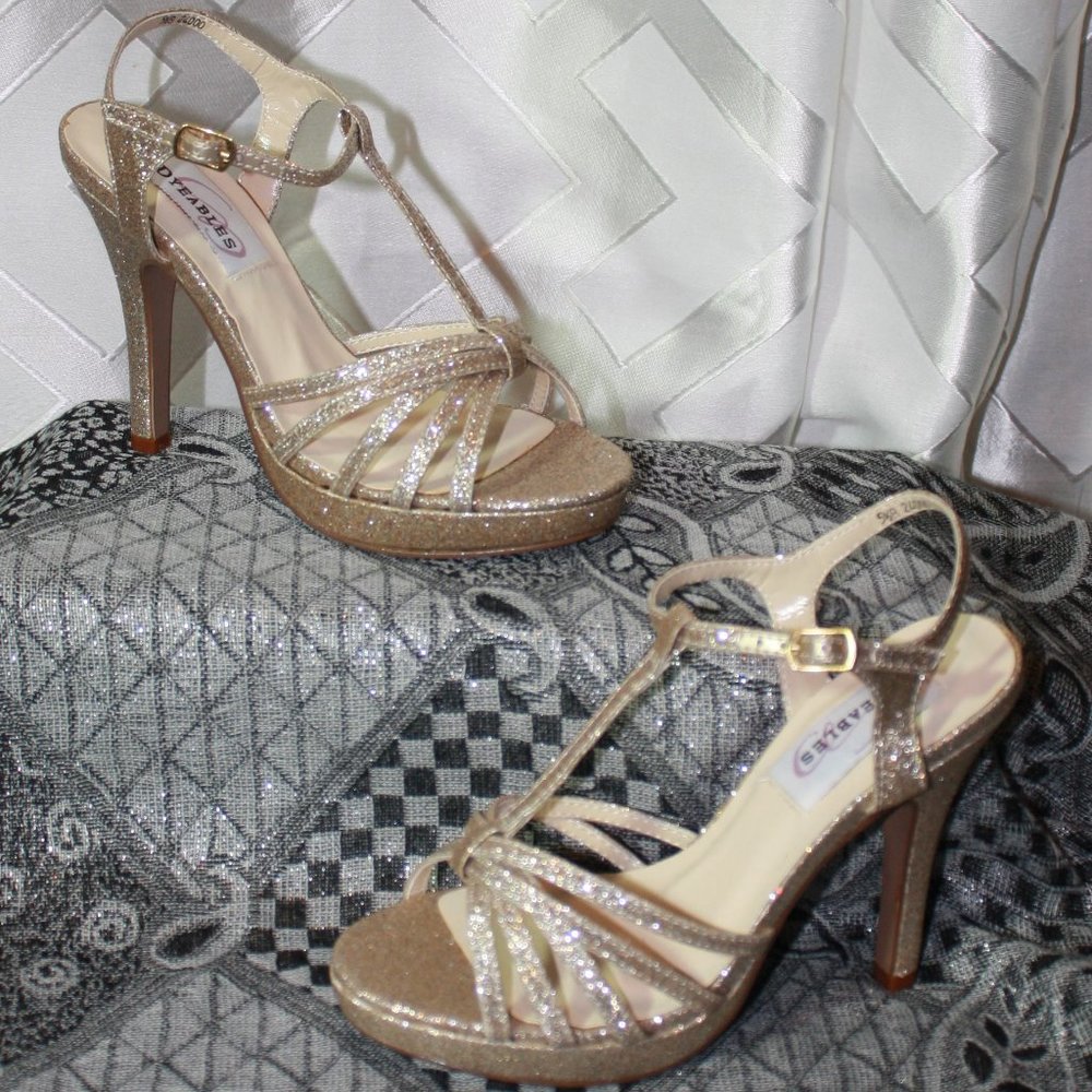 Dyeables NIB Platform Sandal Kaylee Champagne Glit
